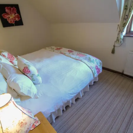 Fell View, Allithwaite, South Lakes * Holker